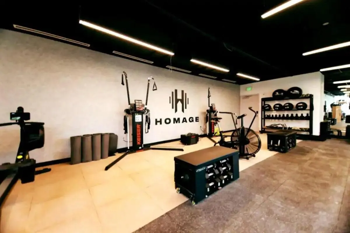 Elysian - Rooftop Pool, Gym, Walk To Downtown & Brickell *