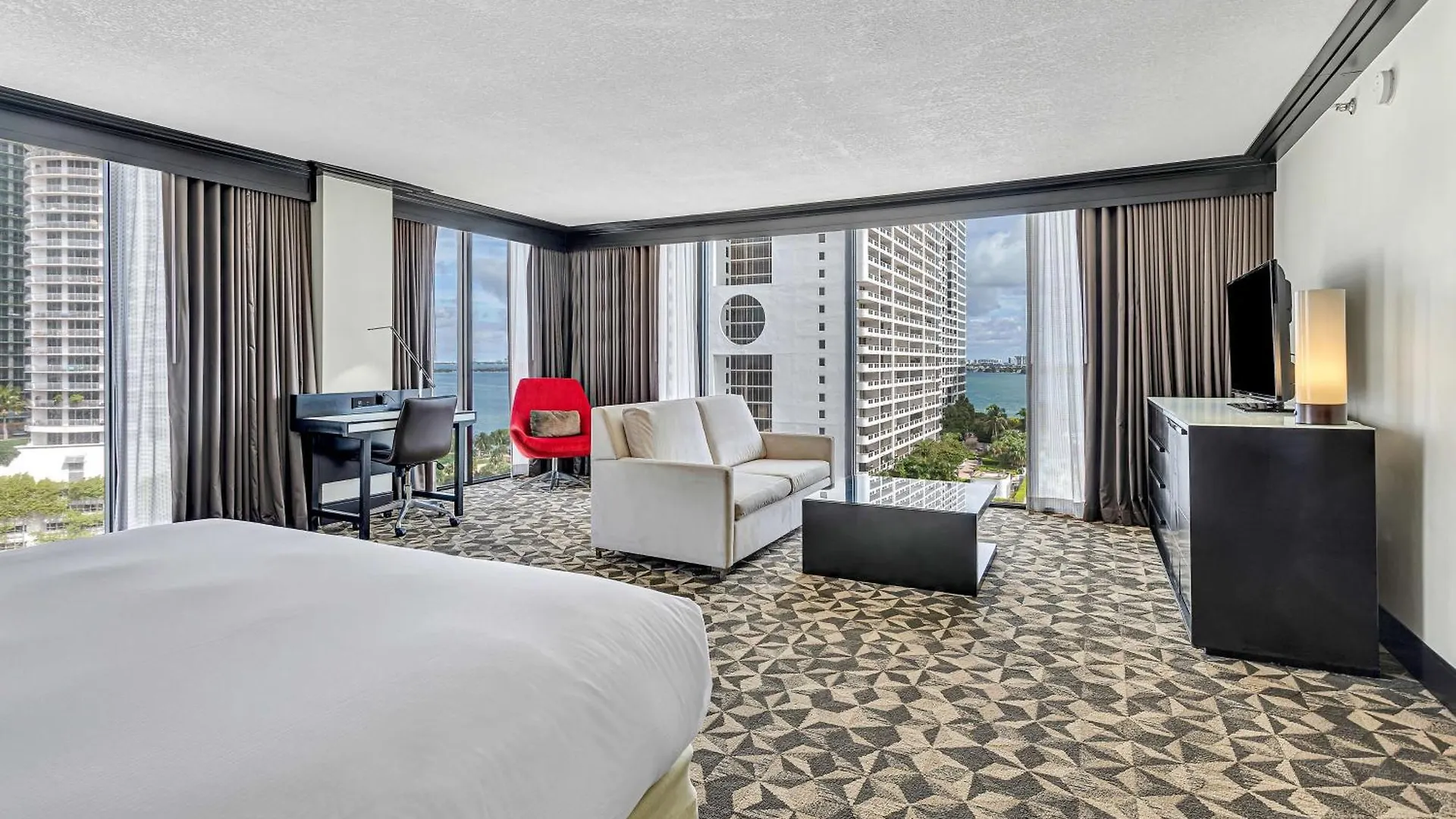 Hotel Hilton Downtown Miami