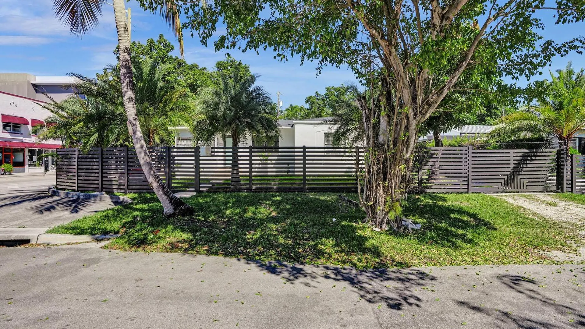 Sinai 4 Bedroom Pool In 10 Mins To South Beach!