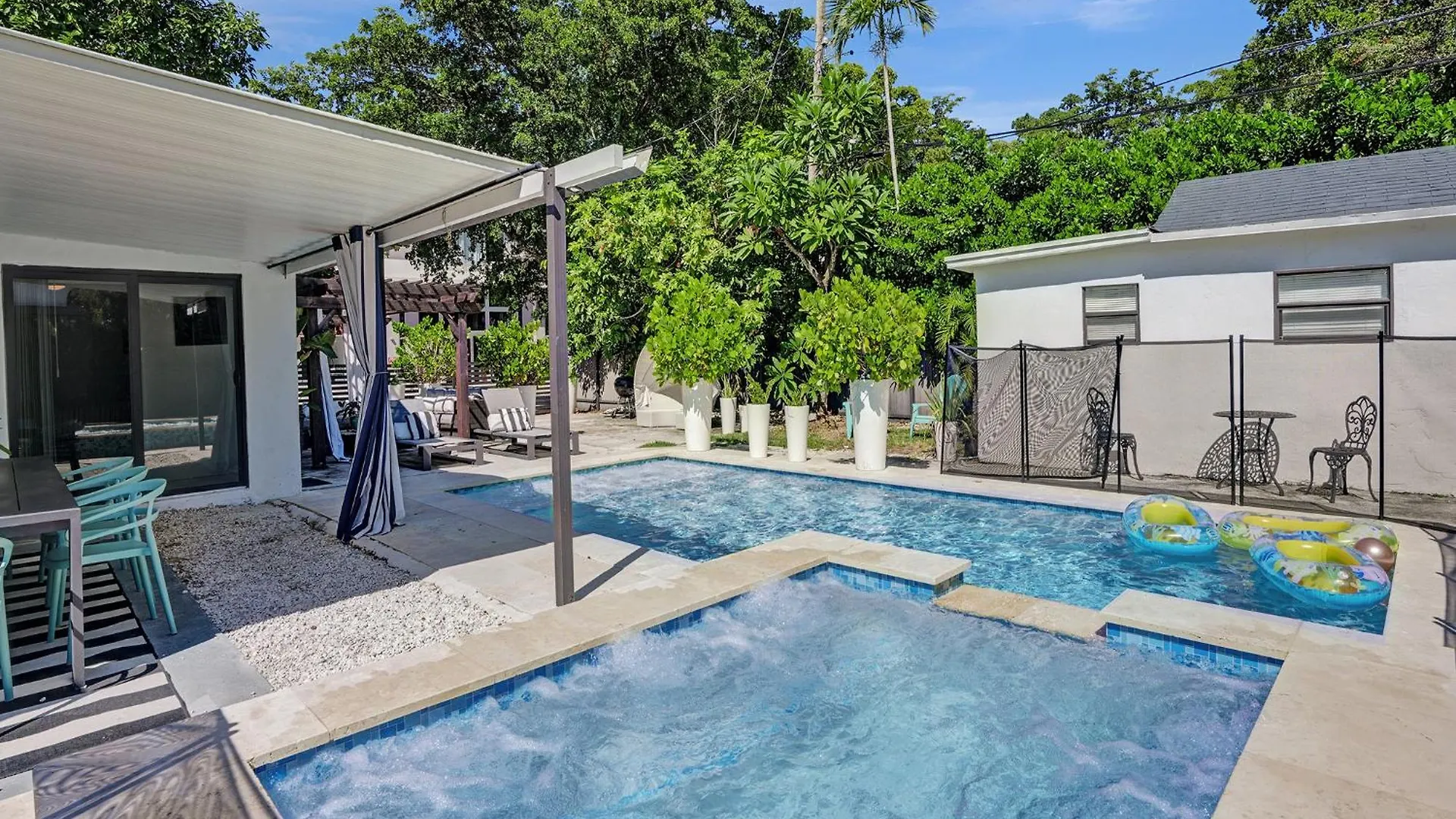 Sinai 4 Bedroom Pool In 10 Mins To South Beach! Villa