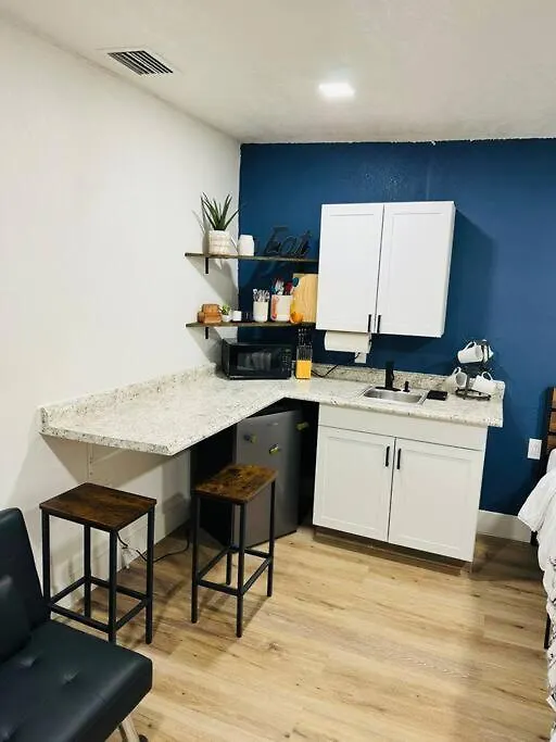 Near Airport/beach * Miami