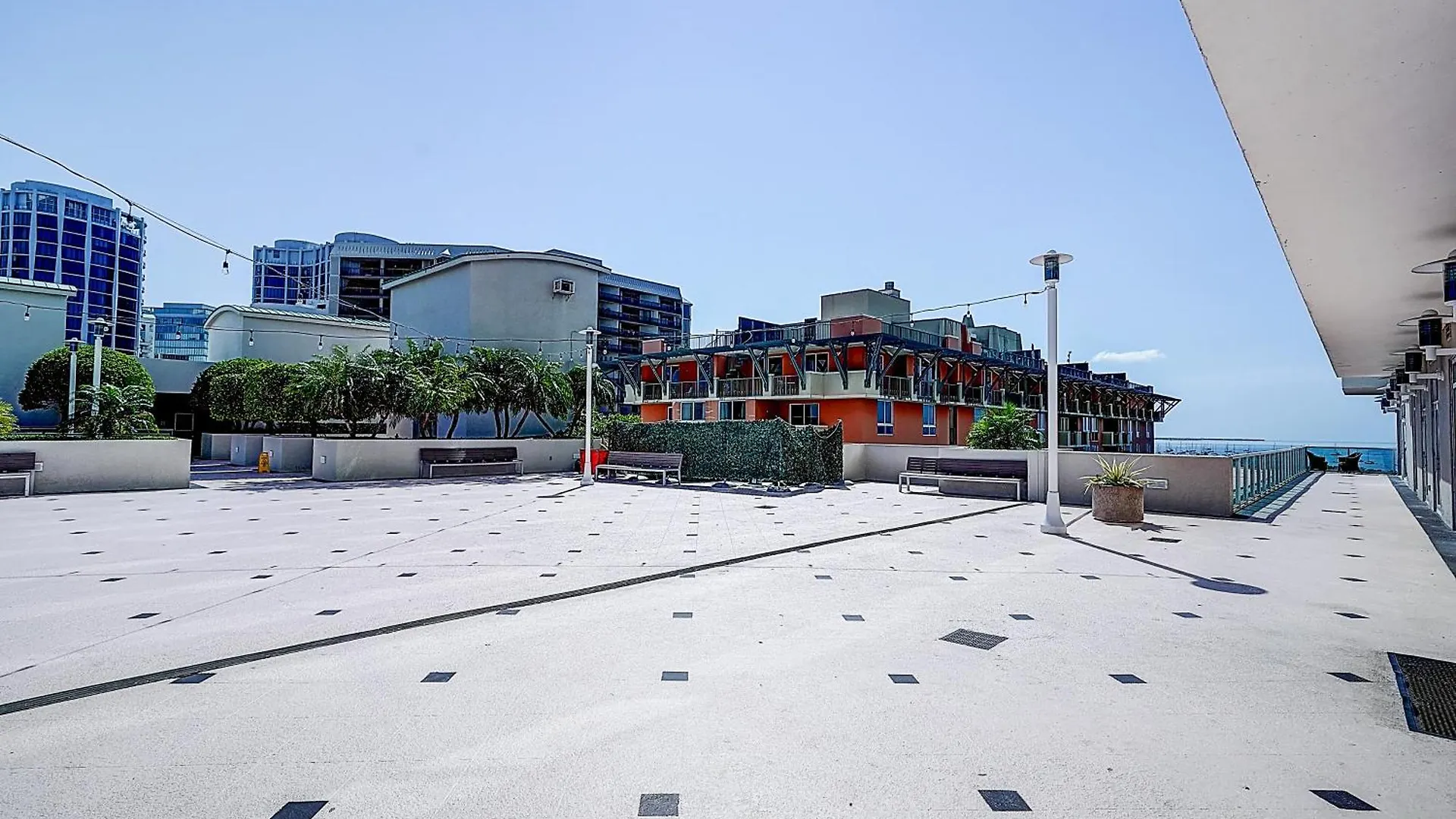 Apartment Private 2 Bedroom Bay View In Coconut Grove Includes Parking *