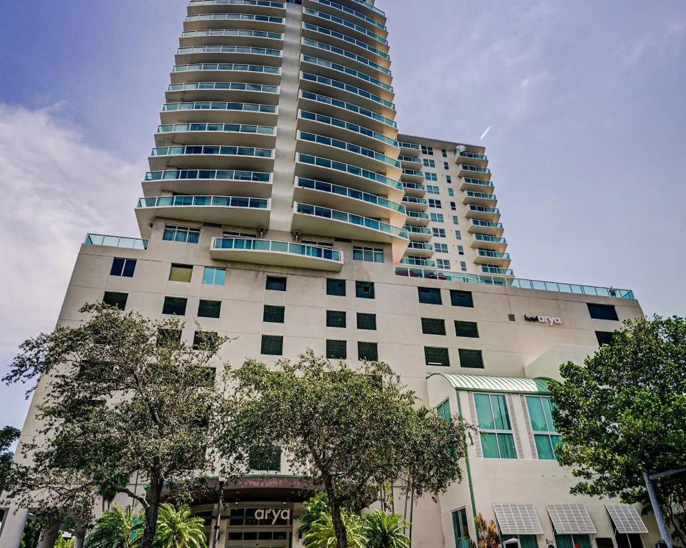 Private 2 Bedroom Bay View In Coconut Grove Includes Parking *