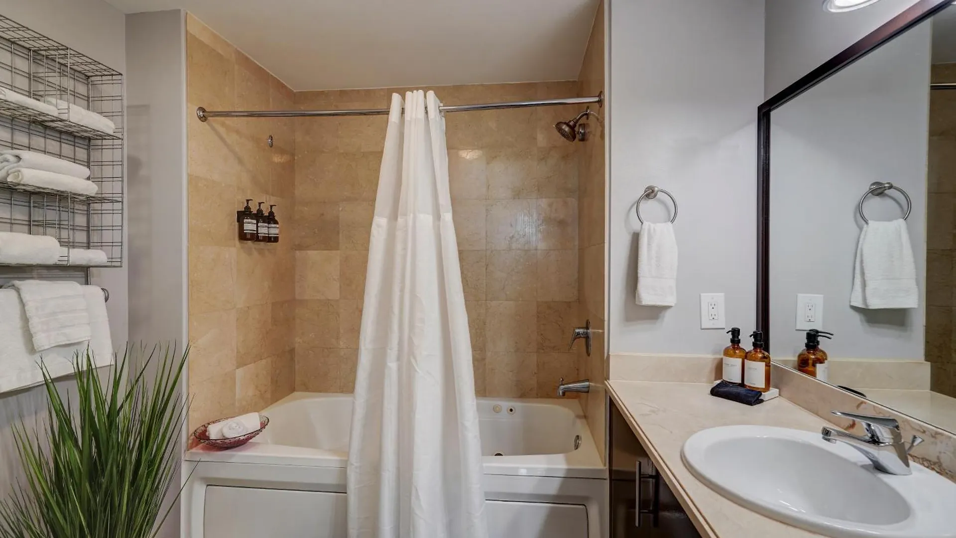 Luxury Penthouse With Private Rooftop Terrace In Coconut Grove Apartment Miami