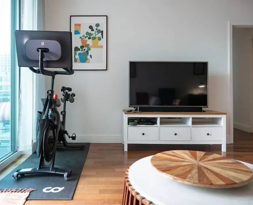 Brickell High Rise Living At Its Best! W/ Pool Gym Lägenhet *