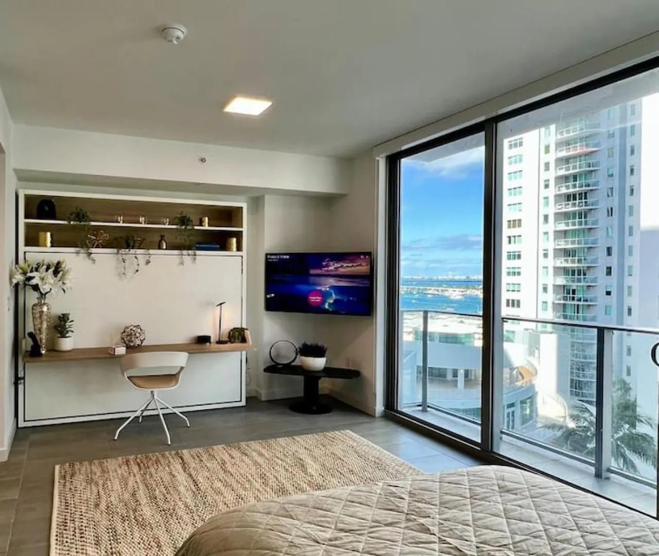 Upscale Ocean View Pool And Gym Holiday home *