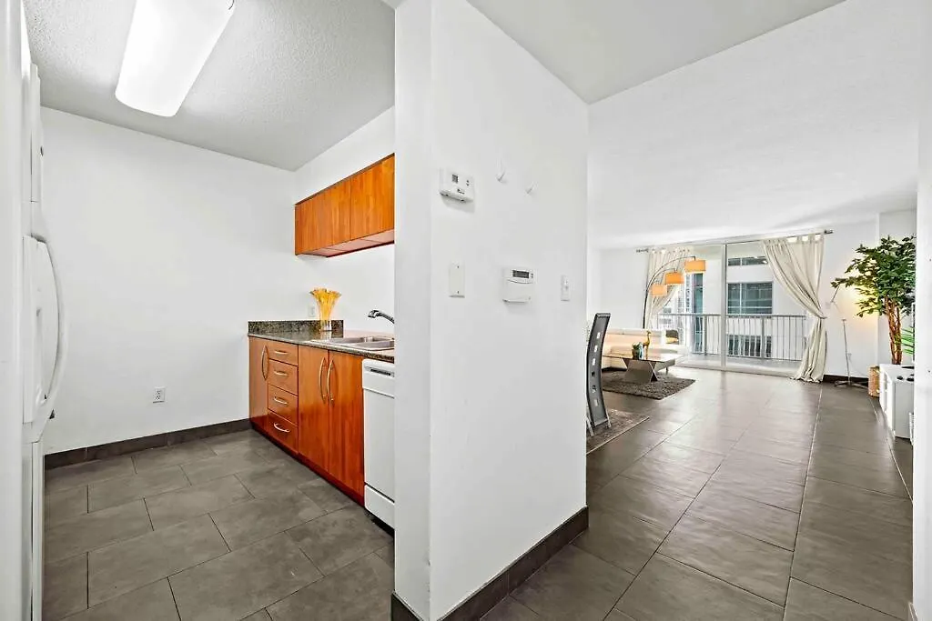 Luxury 1 Bdr • 30th Floor • Brickell • Water Views 公寓 *
