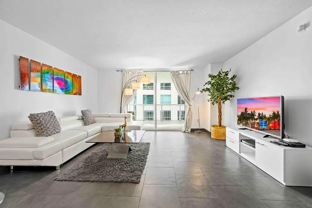 公寓 Luxury 1 Bdr • 30th Floor • Brickell • Water Views