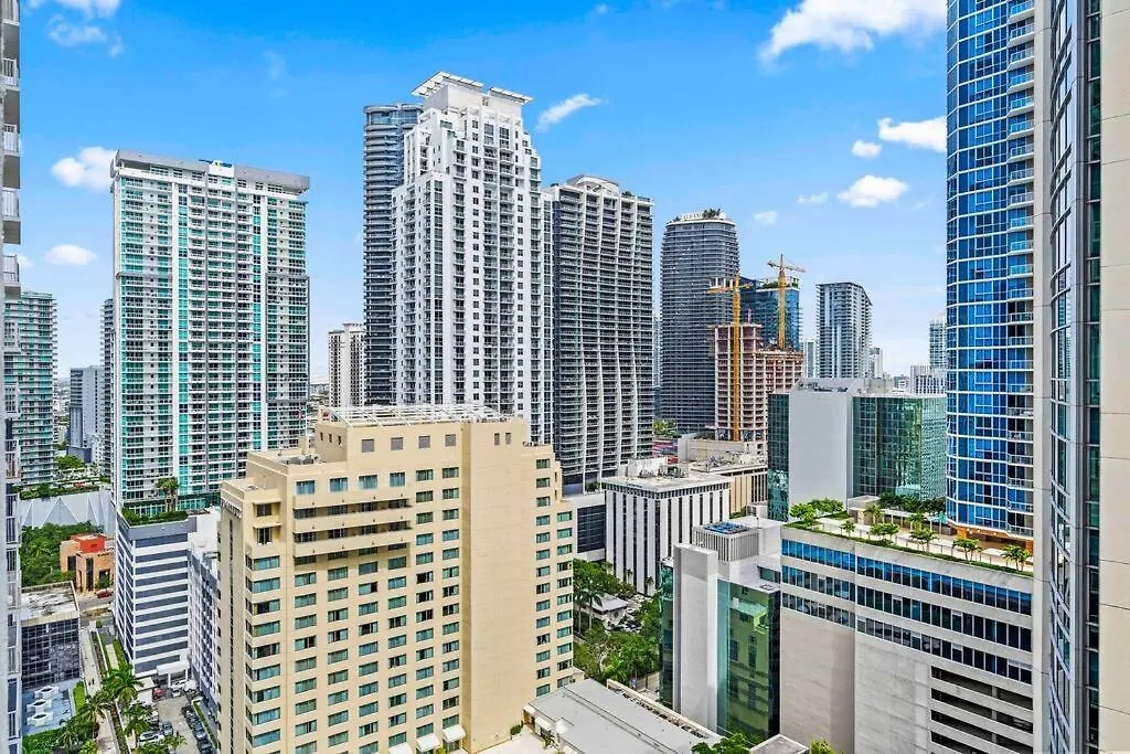 Luxury 1 Bdr • 30th Floor • Brickell • Water Views 公寓 *