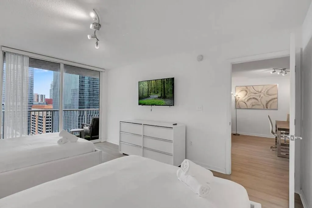 Incredible 1 Bed 1 Bth • Brickell • Ocean View