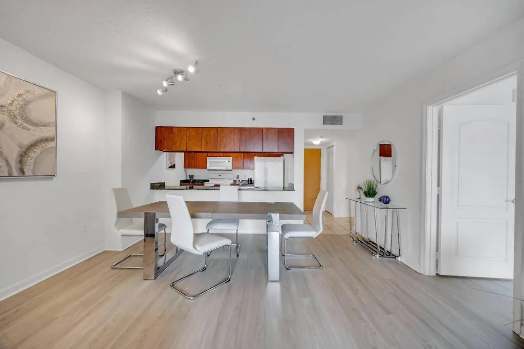 Incredible 1 Bed 1 Bth • Brickell • Ocean View