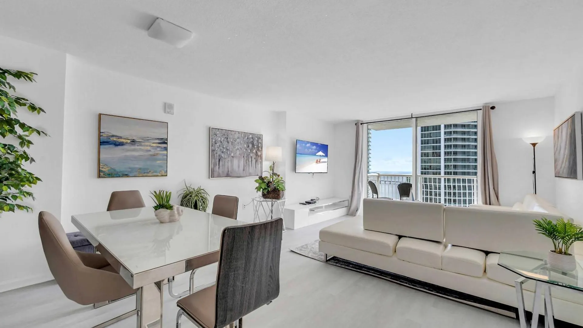 Deluxe 1 Bedroom • Brickell • Ocean View Apartment Miami