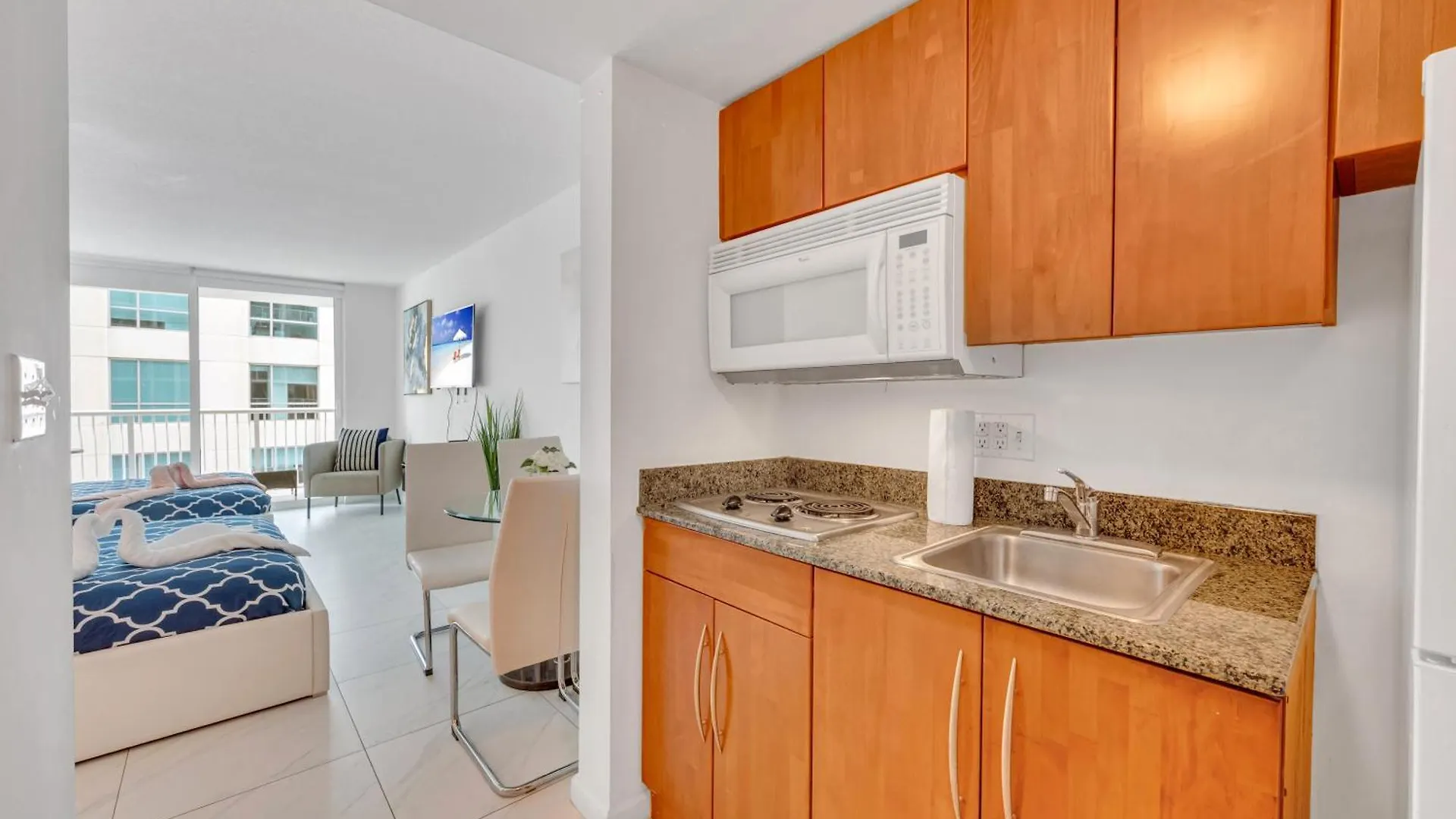 Beautiful High Floor * Brickell * Ocean View * Miami