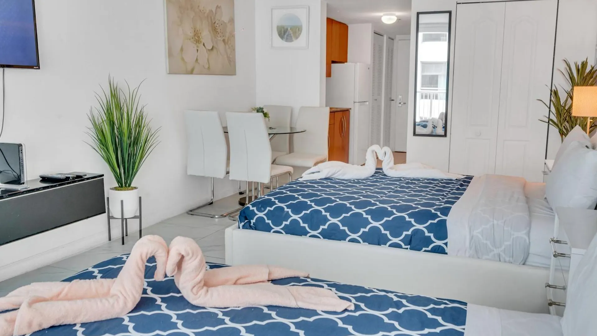 Beautiful High Floor * Brickell * Ocean View Apartment Miami