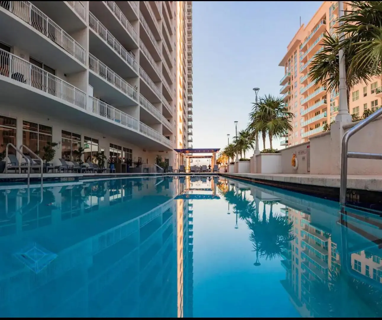 Deluxe 1 Bedroom • Brickell • Ocean View
