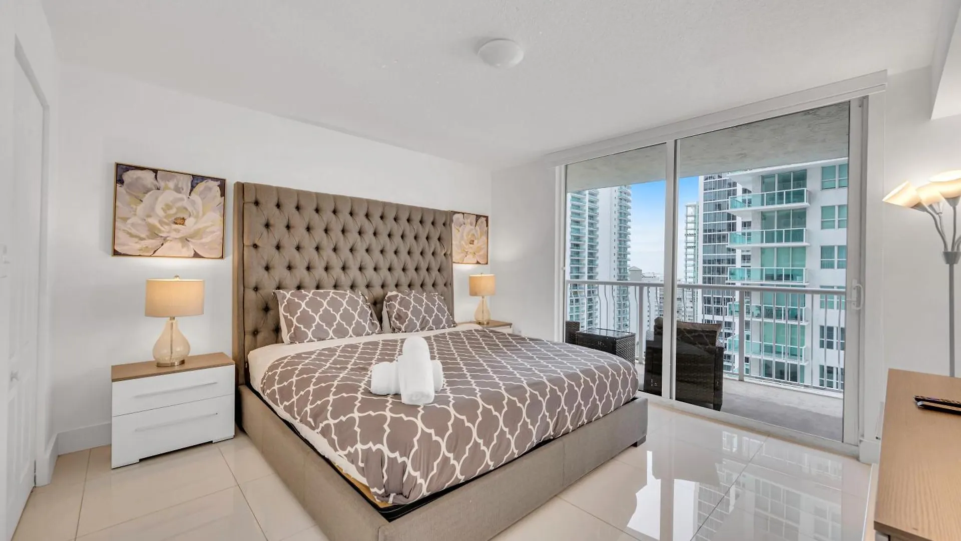 Luxury 1 Bedroom • Brickell • Unique Views *