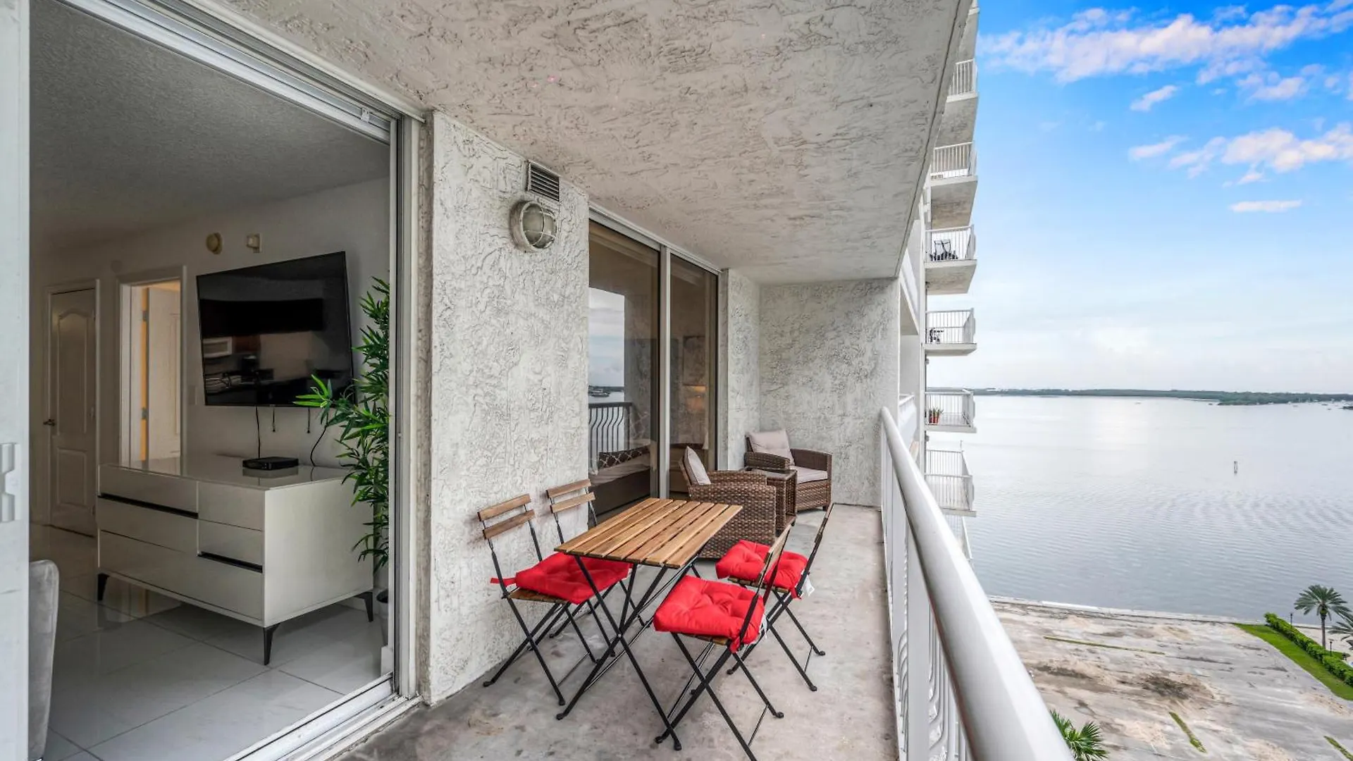 Apartment Luxury 1 Bedroom • Brickell • Unique Views Miami