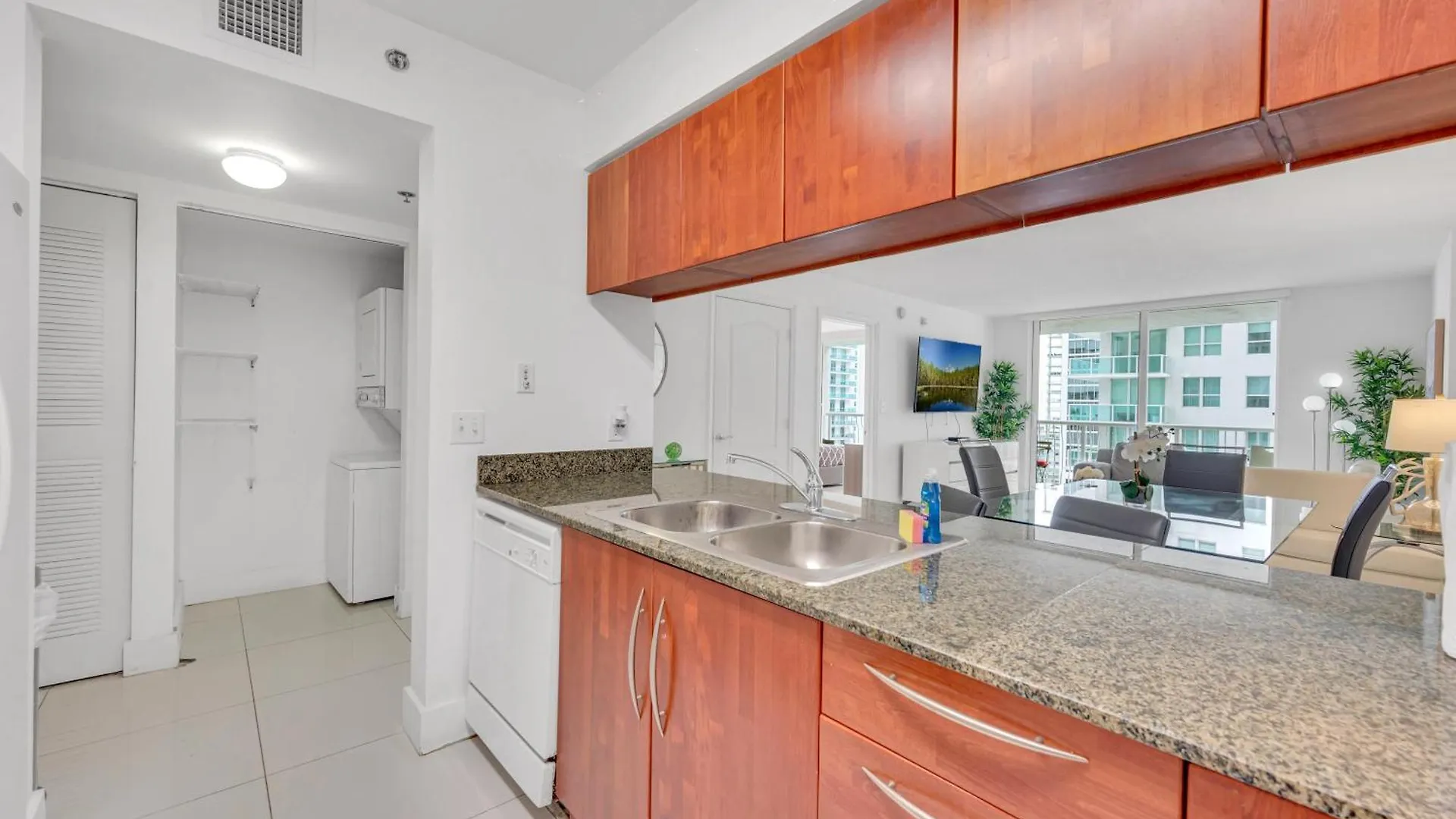 Apartment Luxury 1 Bedroom • Brickell • Unique Views