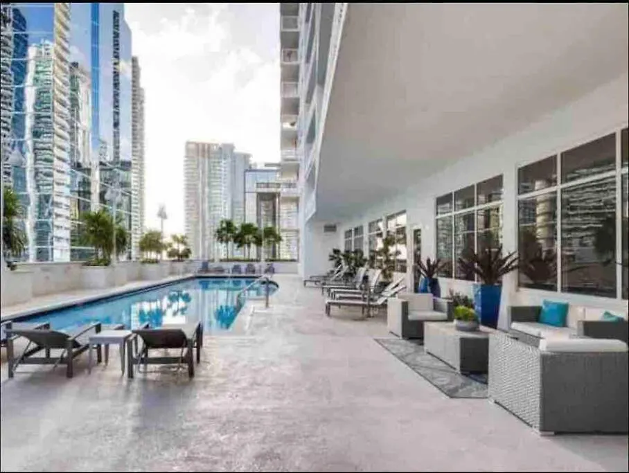 Exquisite 1 Bed • 33 Floor •brickell • Ocean Views * Miami