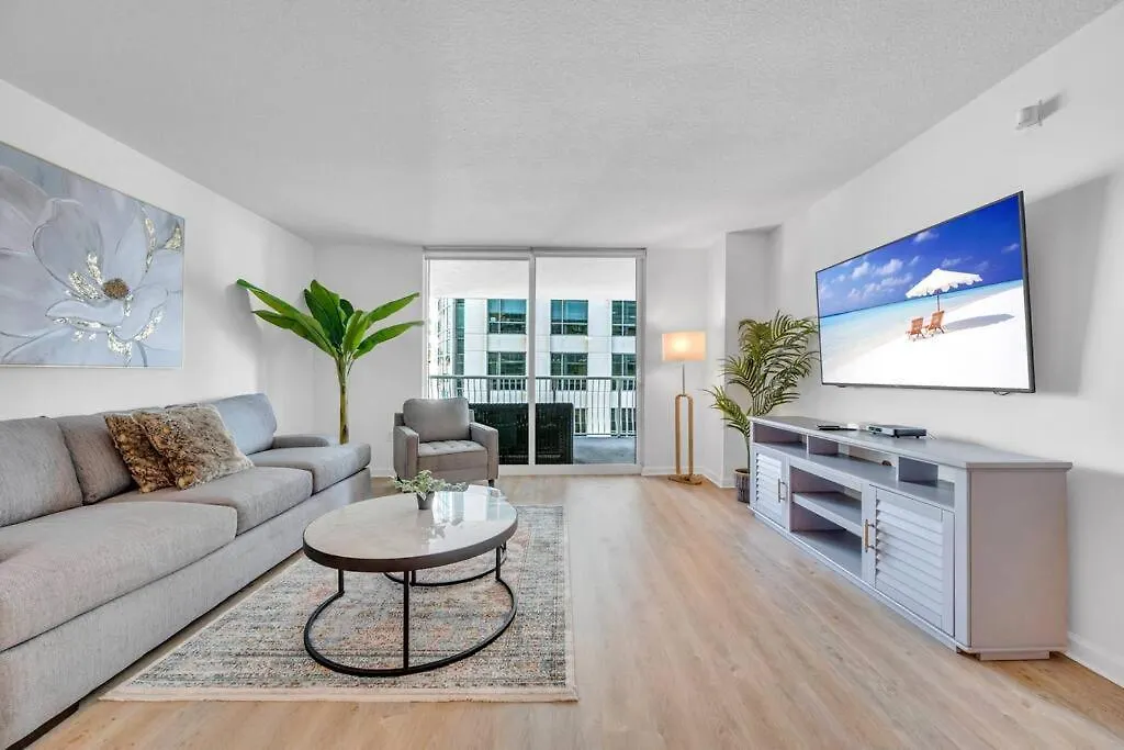 Apartment Stunning 1 Bdr 1 Bth • Brickell • Bay & Views Miami