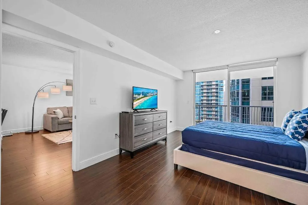 Comfy 28th Floor • Brickell • Ocean & Views Miami
