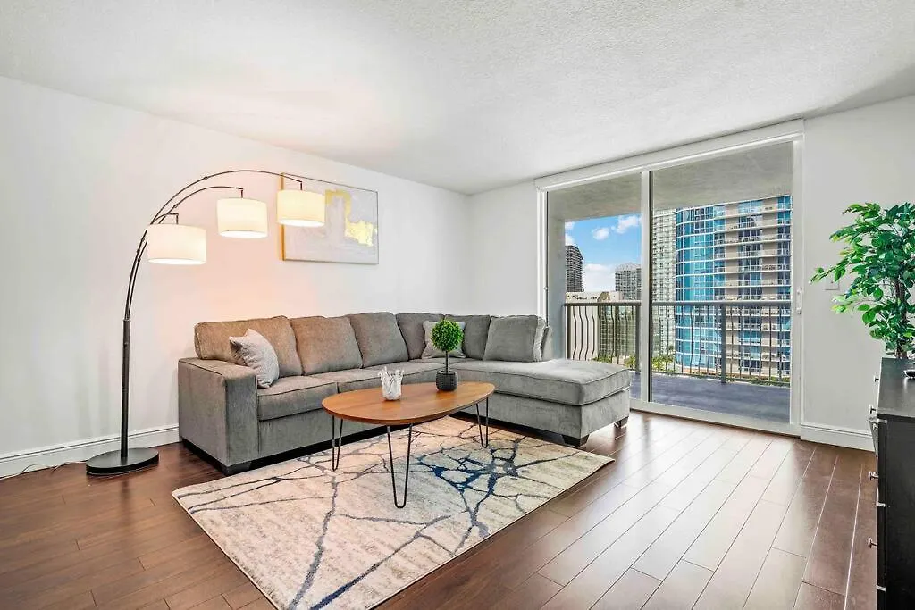 Comfy 28th Floor • Brickell • Ocean & Views Apartment Miami