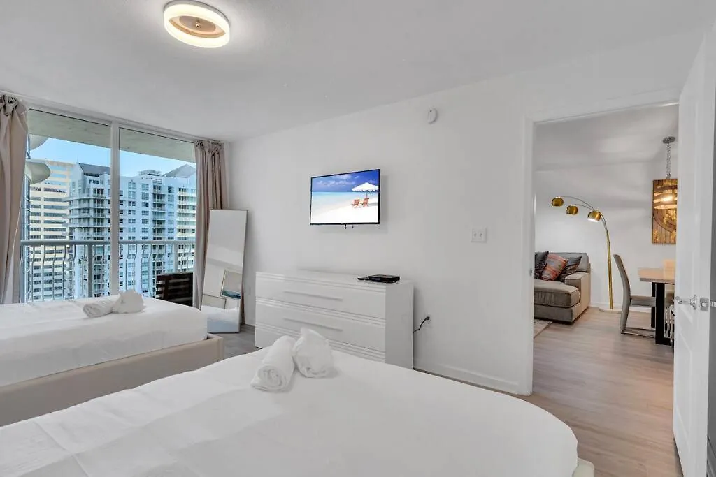 Apartment Beautiful 1 Bed 1 Bath • Brickell • Bay View *