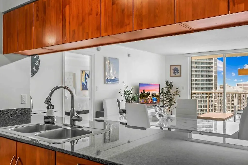 Exquisite 1 Bed • 33 Floor •brickell • Ocean Views Apartment *