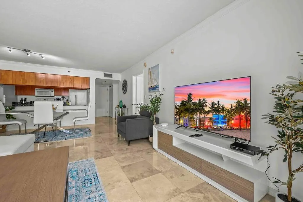 Apartment Exquisite 1 Bed • 33 Floor •brickell • Ocean Views Miami