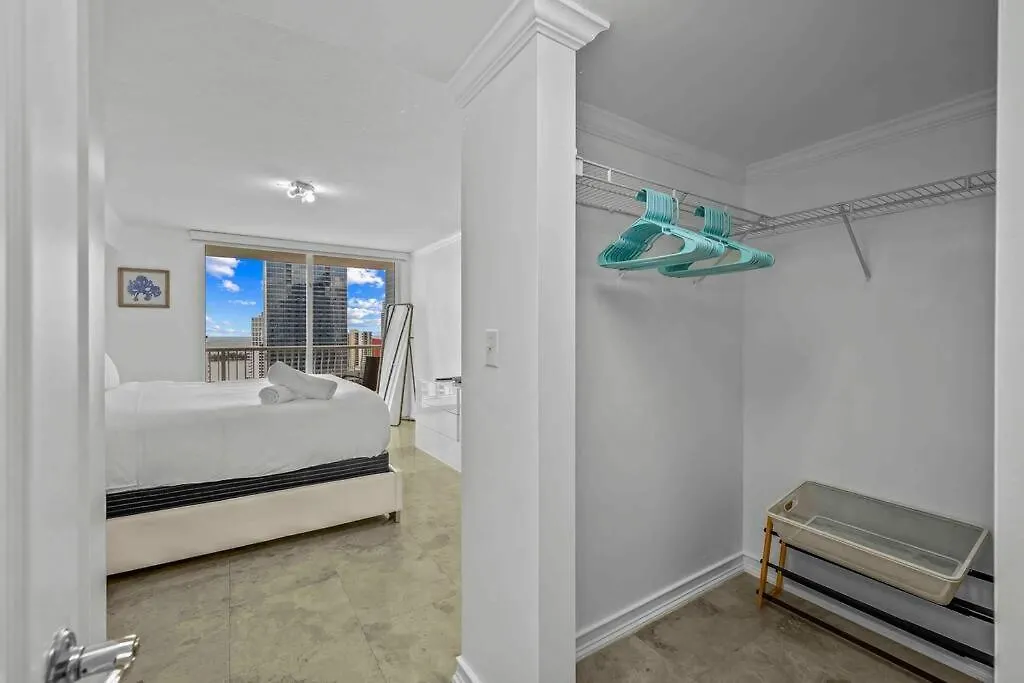 Exquisite 1 Bed • 33 Floor •brickell • Ocean Views *