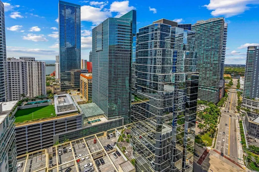 Exquisite 1 Bed • 33 Floor •brickell • Ocean Views Apartment