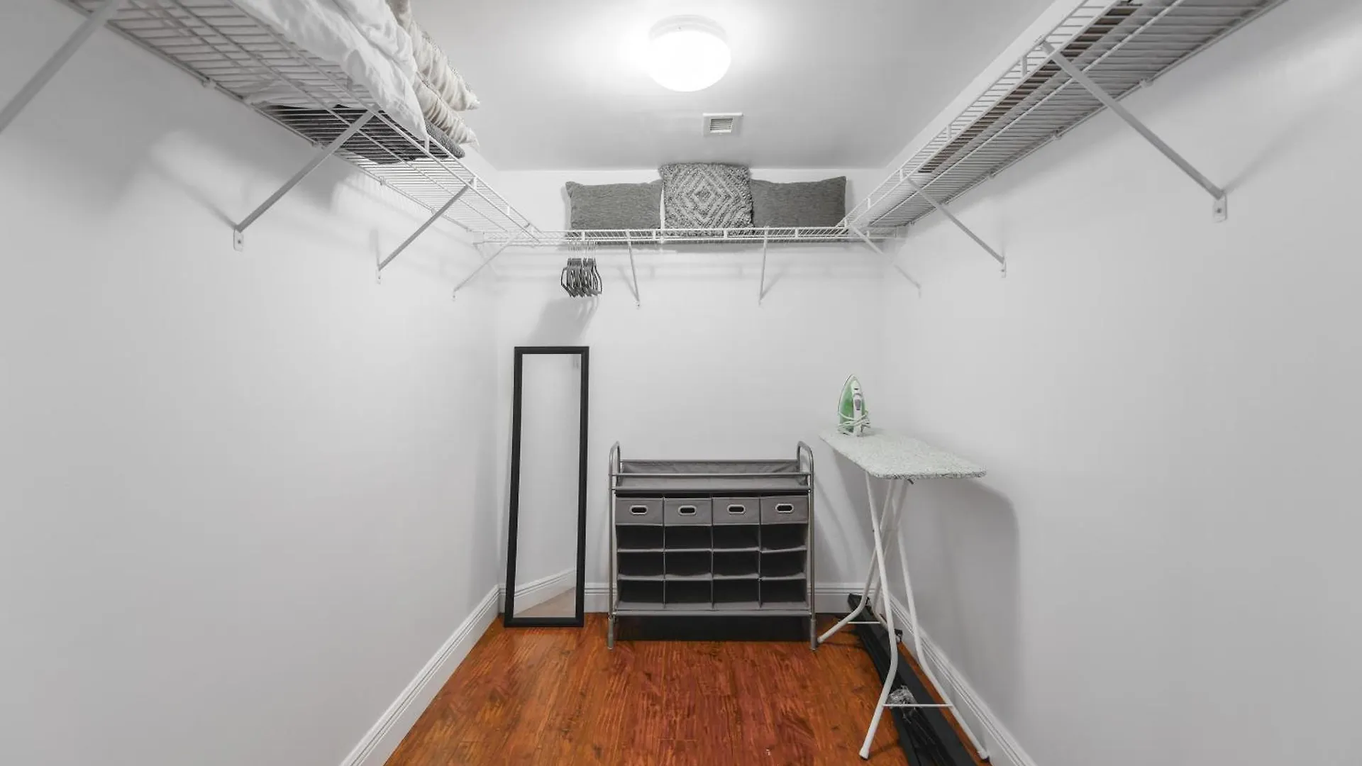 Amazing 3 Bedroom At Brickell With Pool * 마이애미