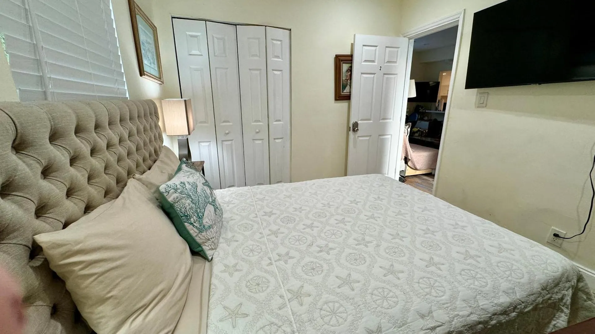 Bright Townhouse 3 Bedroom Free Parkig Garden Holiday home *