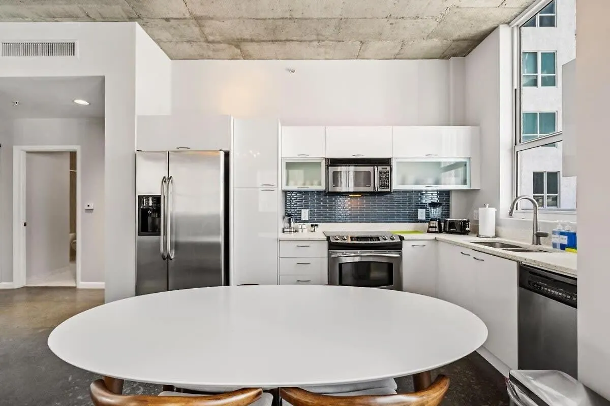 Apartment Long Term Allowed Dt Rooftop And Lap Pool *