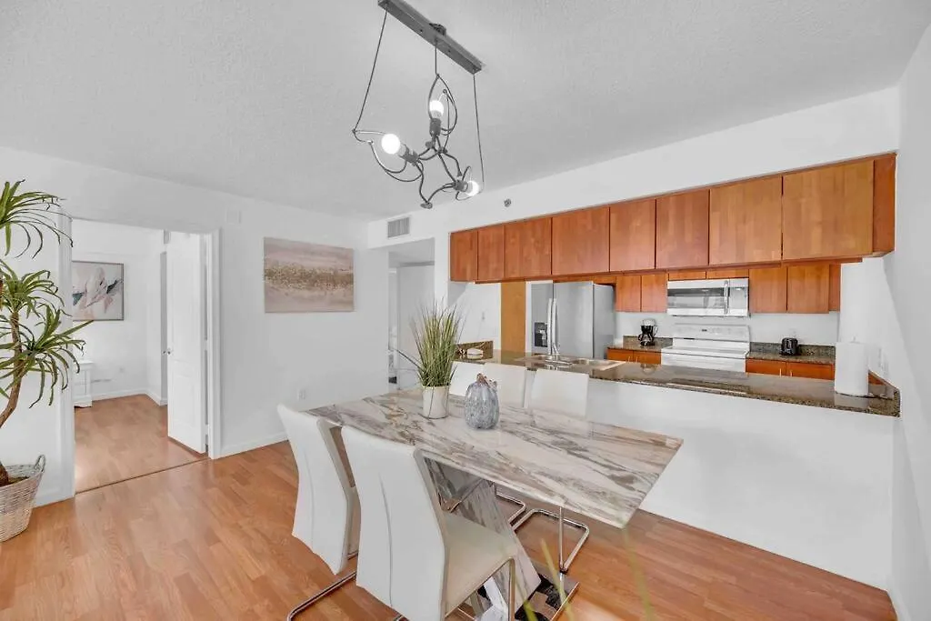Apartment Lux 1 Bdr 1 Bth • Brickell • Pool & Ocean Views