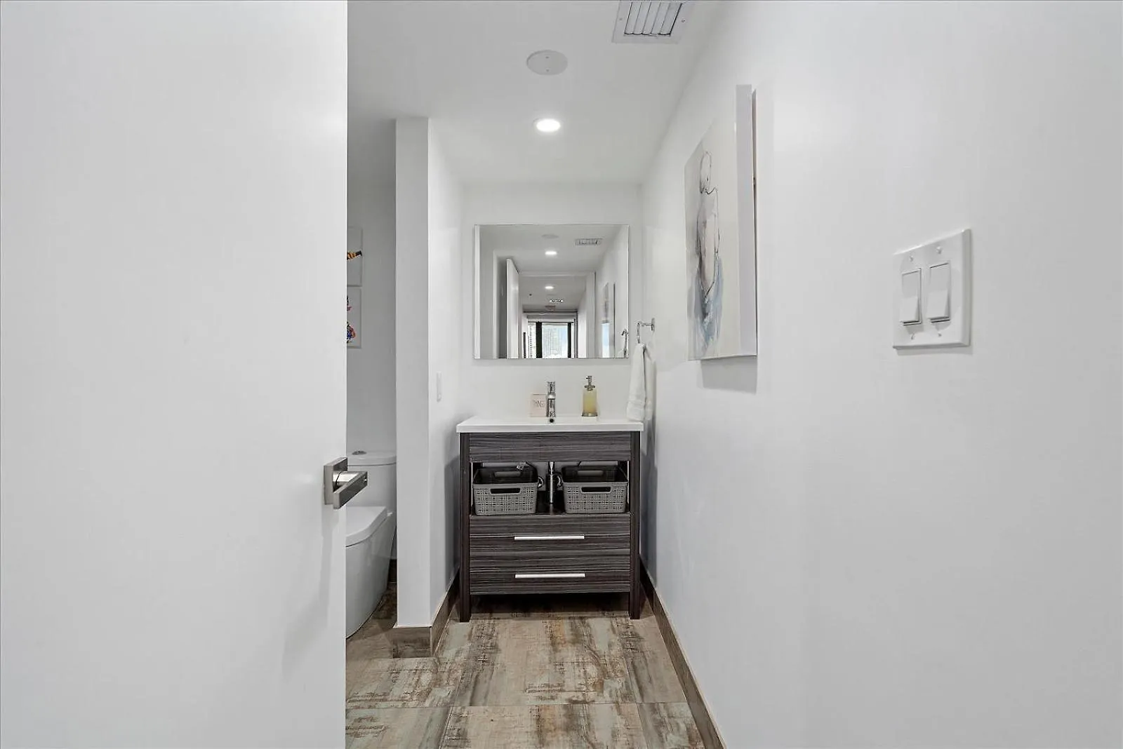 Beautiful Water & Park Views, Remodeled, Wfh Office
