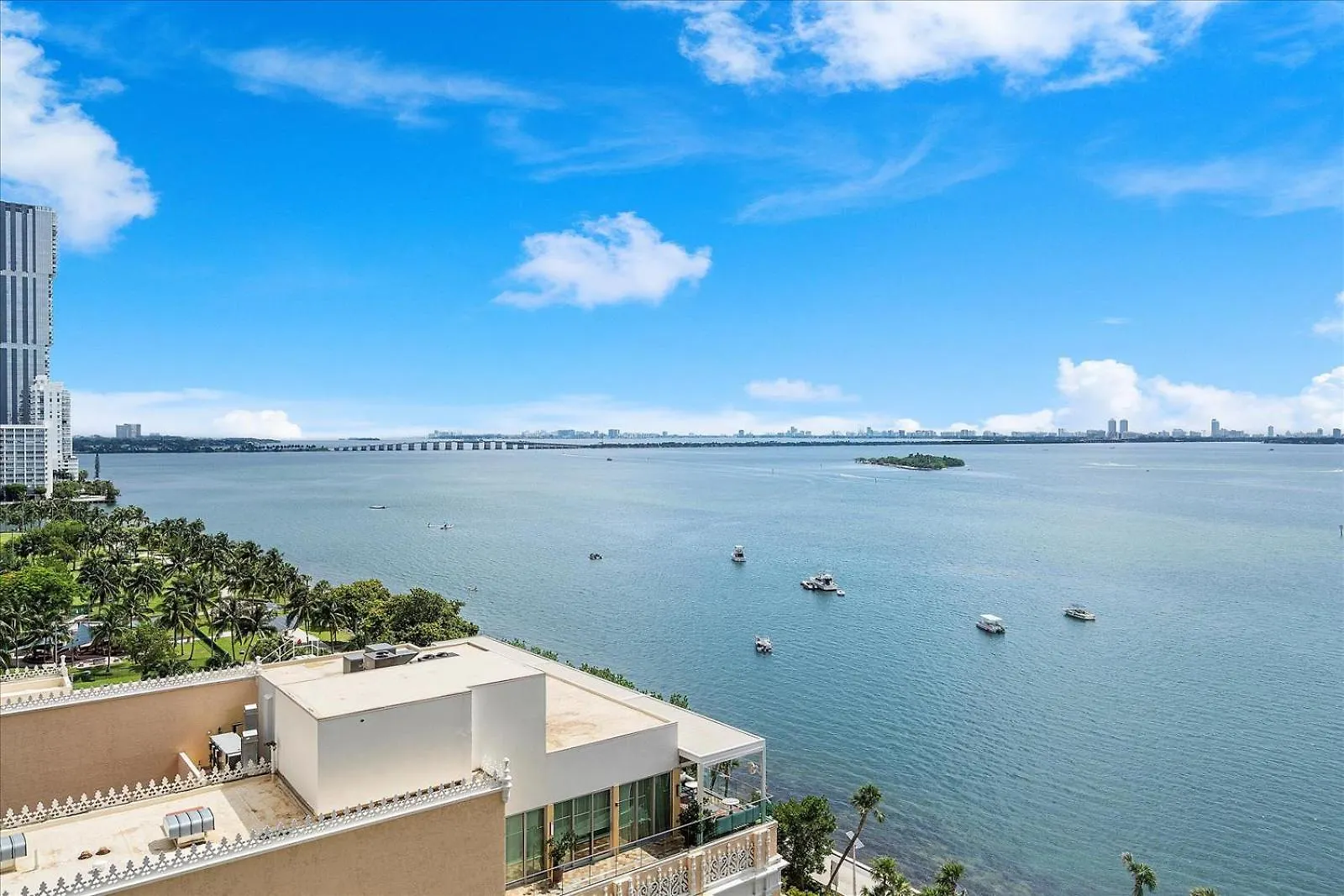 Beautiful Water & Park Views, Remodeled, Wfh Office Miami