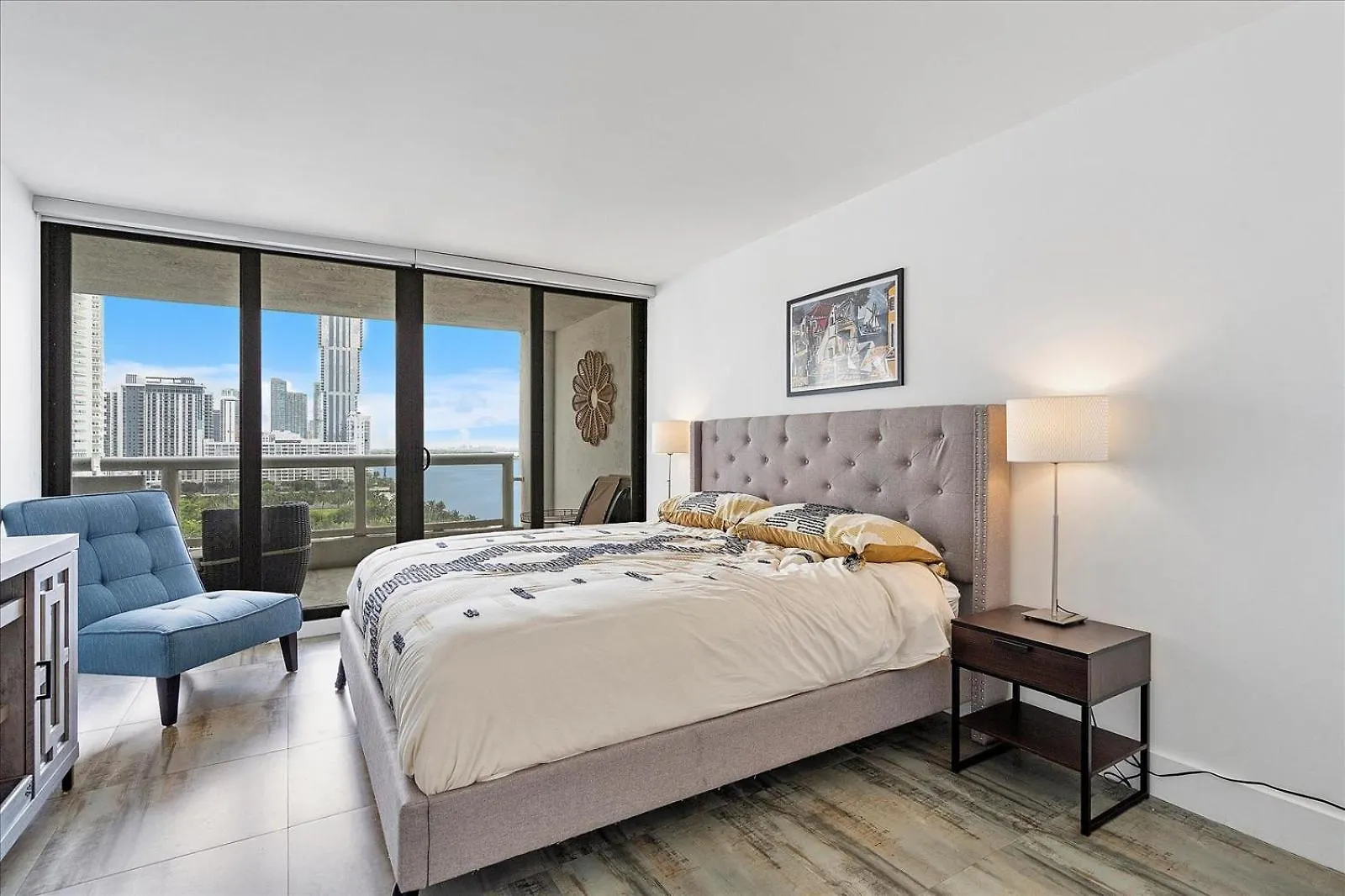 Apartment Beautiful Water & Park Views, Remodeled, Wfh Office