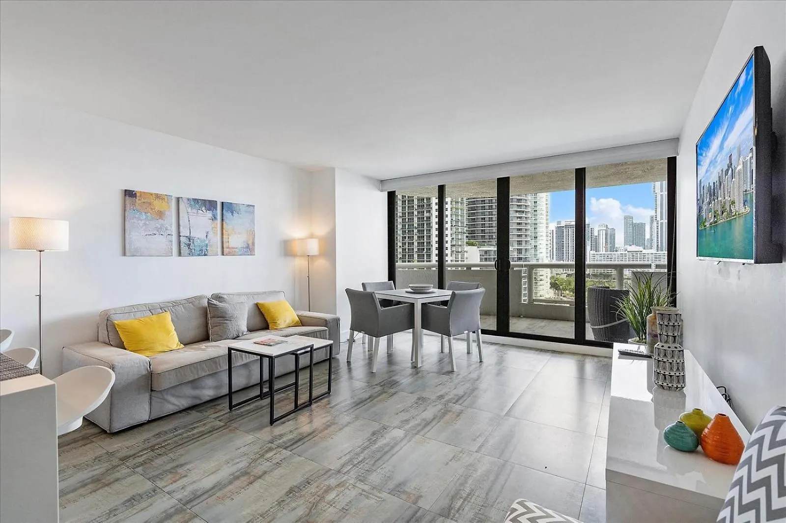 Beautiful Water & Park Views, Remodeled, Wfh Office