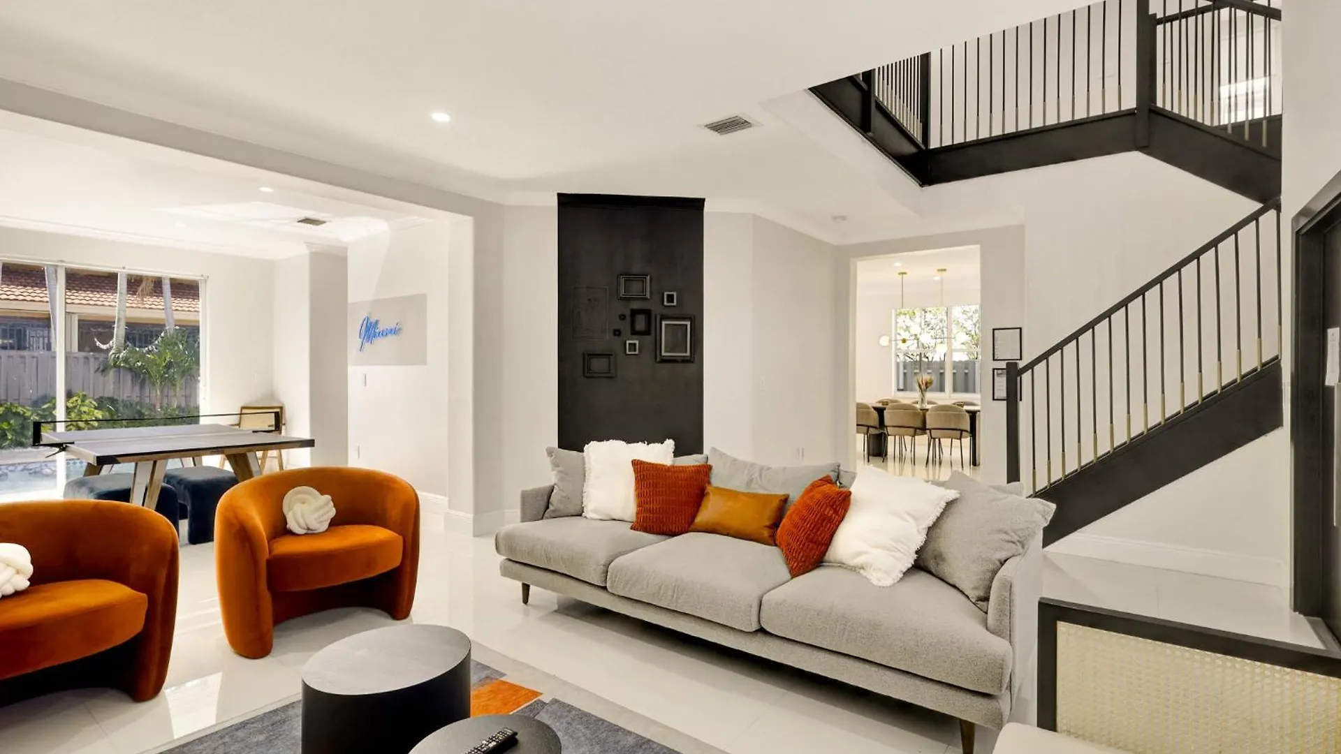 Holiday home Luxe Pool, Bbq & Fire Pit - 5 Min To Dolphinmall