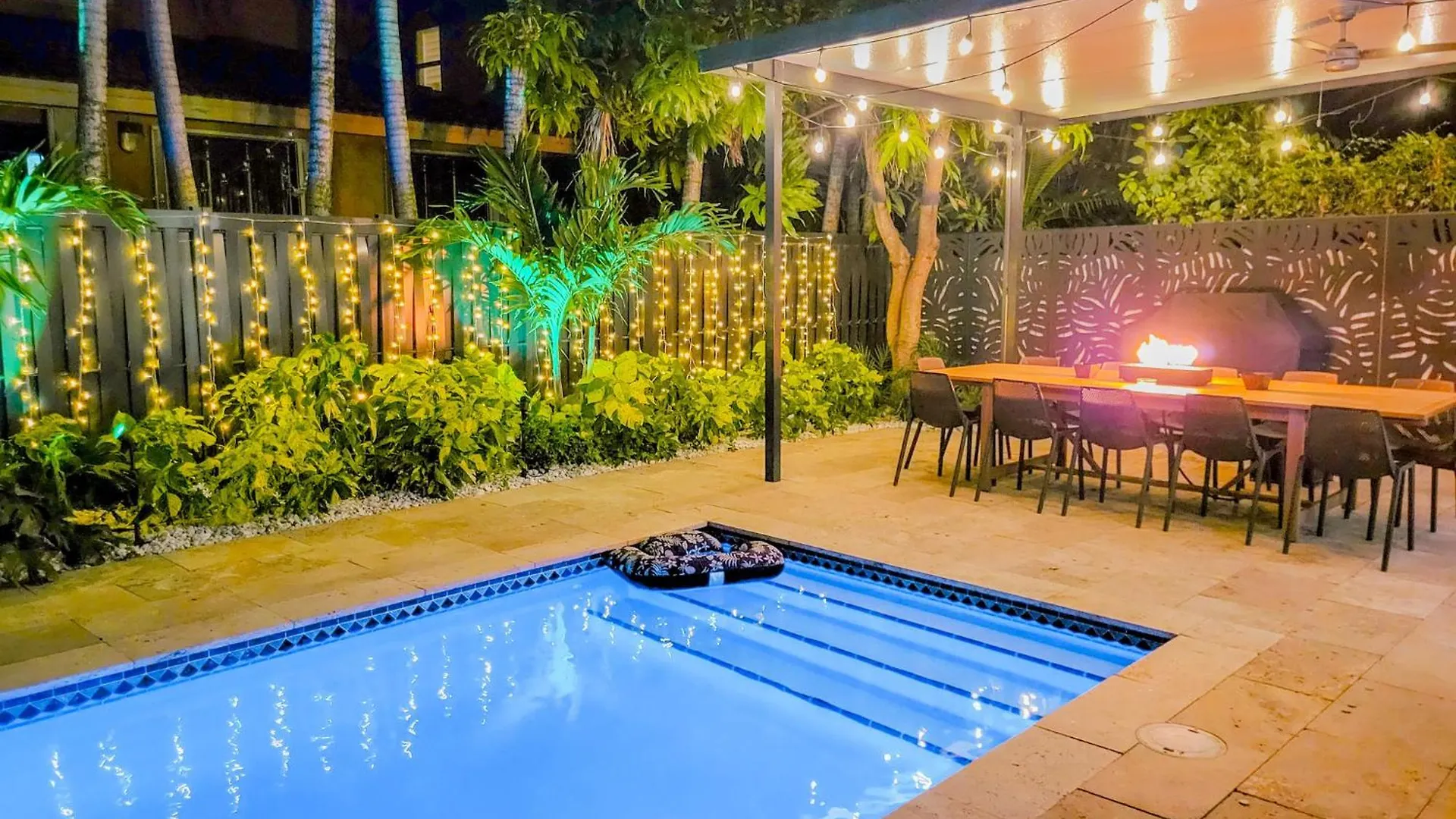 Luxe Pool, Bbq & Fire Pit - 5 Min To Dolphinmall *