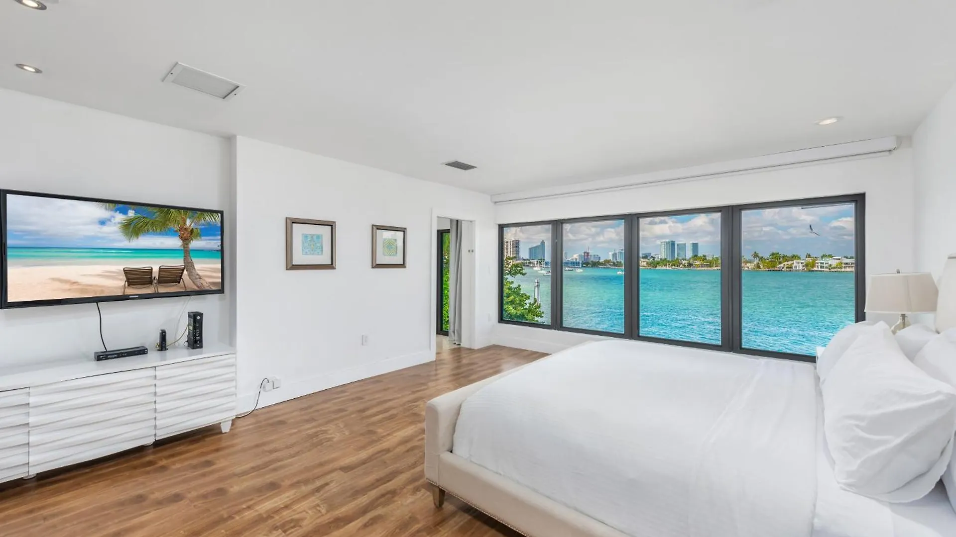 Discover Serenity By The Your Exclusive Escape! * Miami