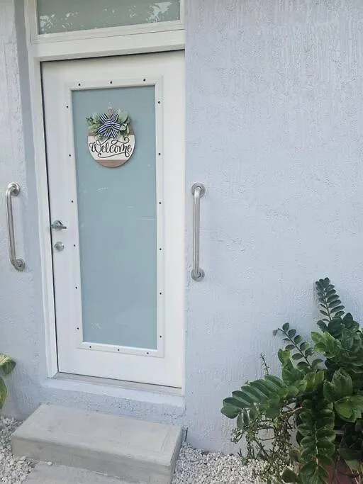 D&n *