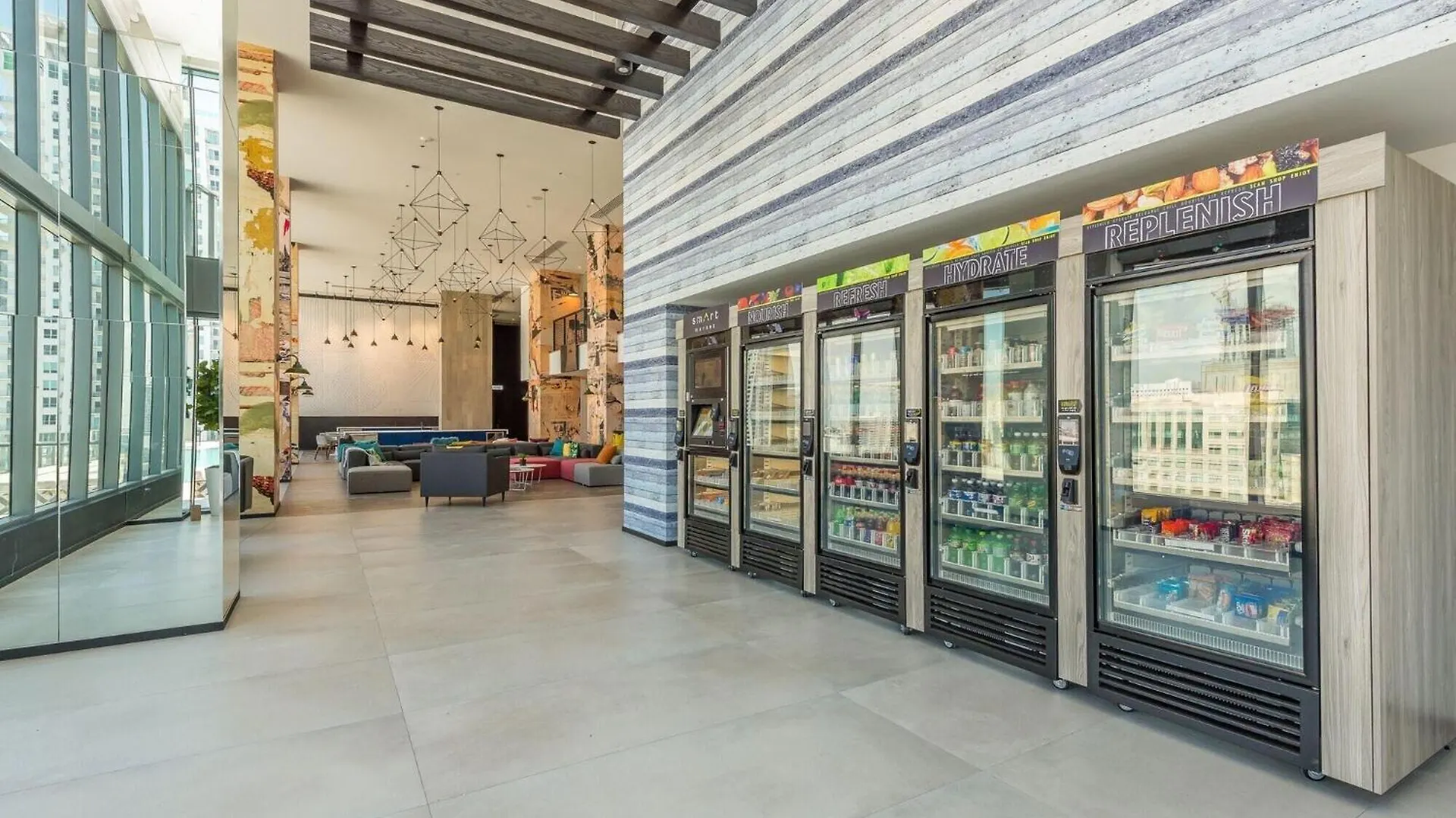 Incredible Unit In The Heart Of Downtown *