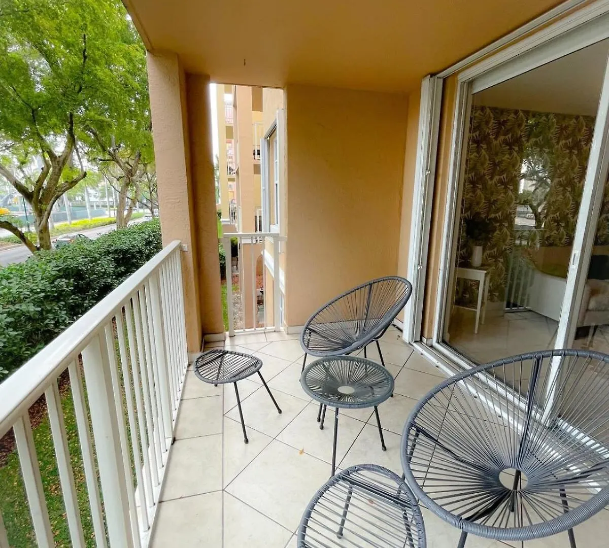 2 Luxury Bedrooms At Yacht Club De Aventura