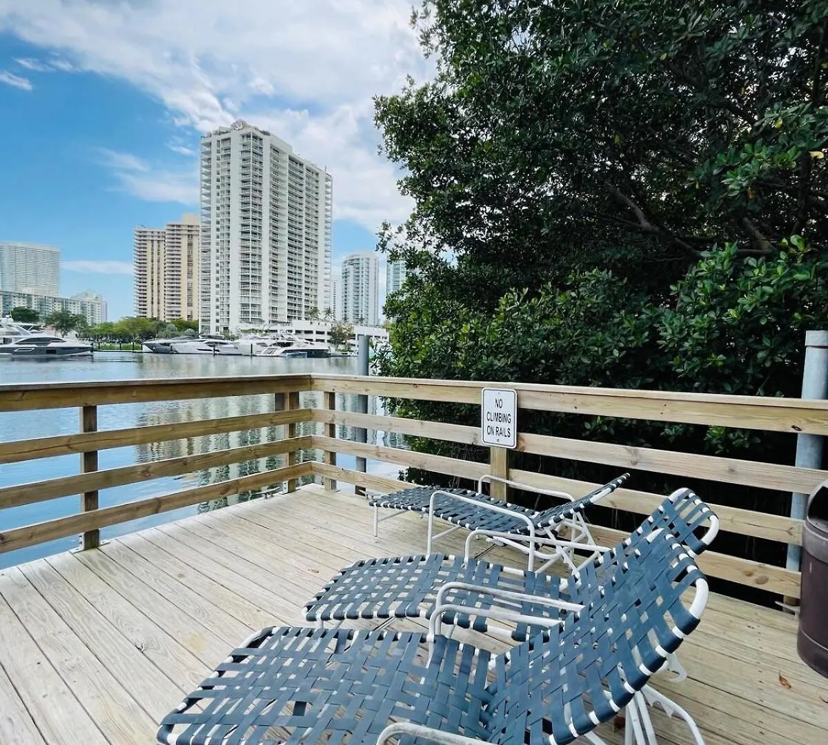 2 Luxury Bedrooms At Yacht Club De Aventura شقة