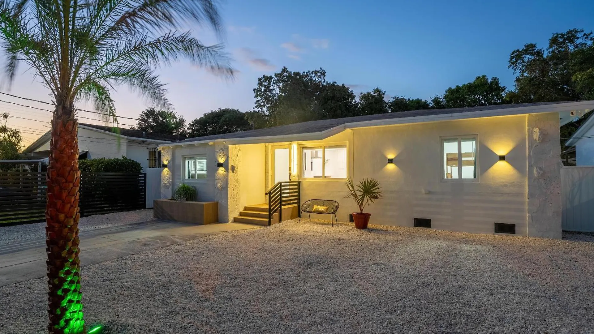 Apartment 5br Hottubpooltableminigolf 7 Min To Wynwood Miami
