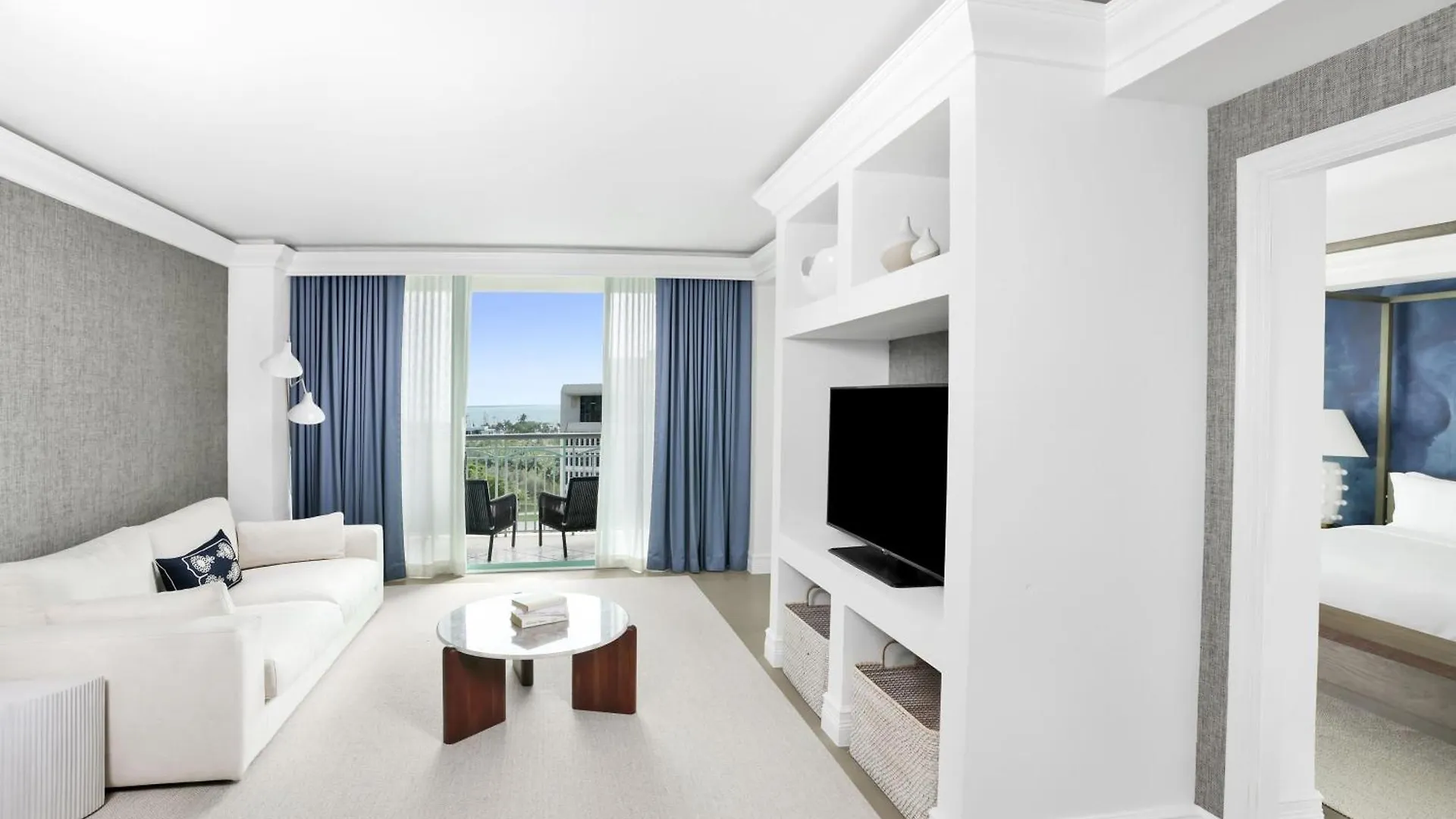 The Ritz-carlton Coconut Grove, 5*
