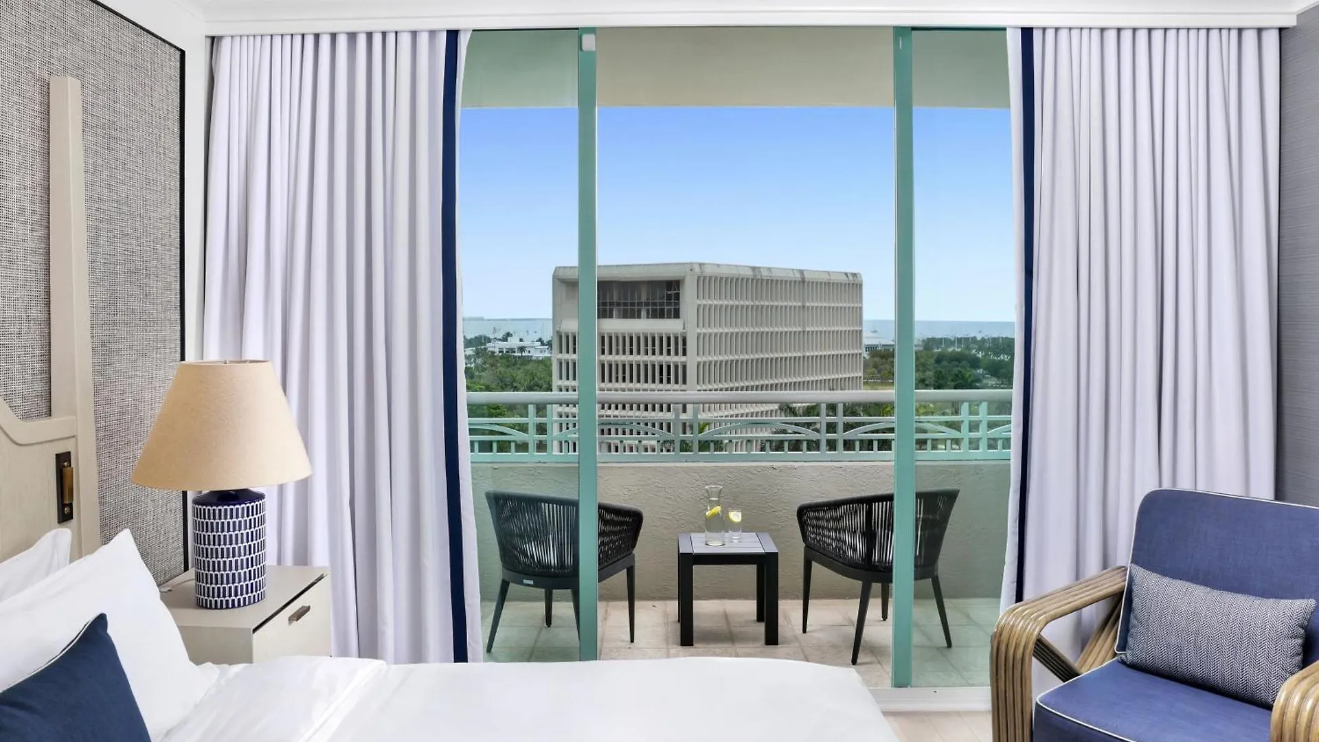 The Ritz-carlton Coconut Grove, 5* Miami