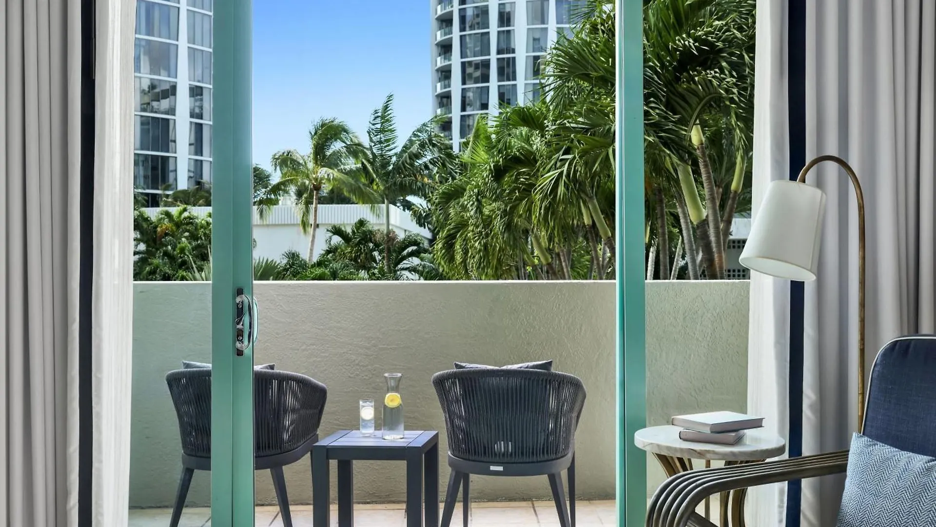The Ritz-carlton Coconut Grove, Hotel Miami
